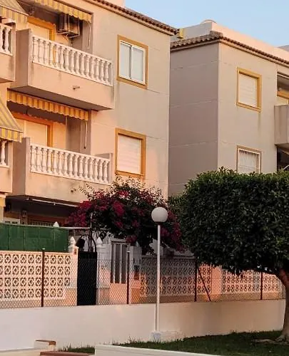 Apartamento Bajo Con Terraza Y Piscina