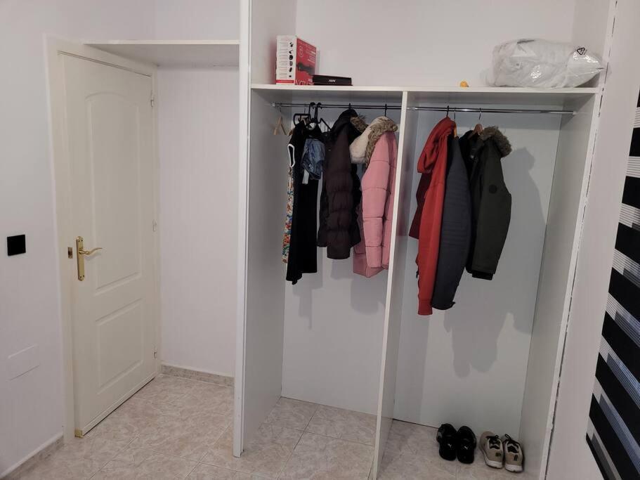 Apartament Bajo Con Terraza Y Piscina Torrevieja