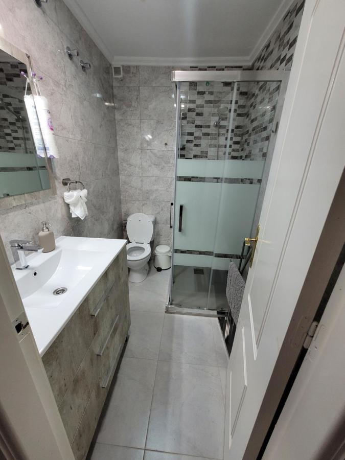 Bajo Con Terraza Y Piscina *