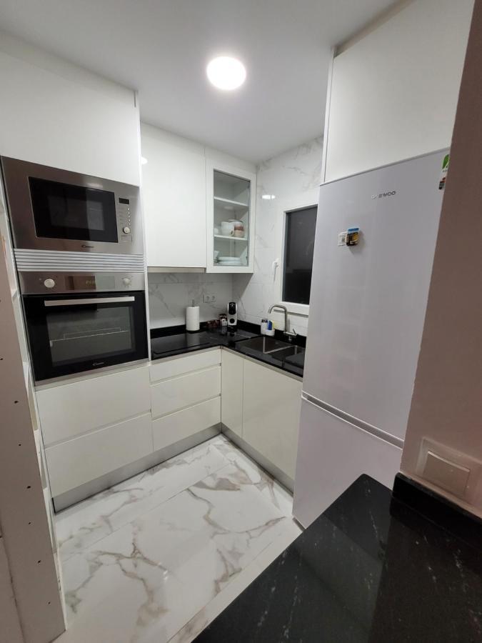 Apartament Bajo Con Terraza Y Piscina Torrevieja