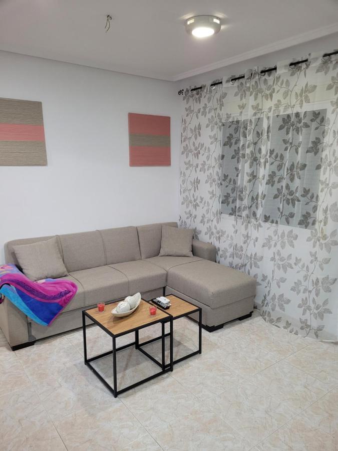 Apartament Bajo Con Terraza Y Piscina *
